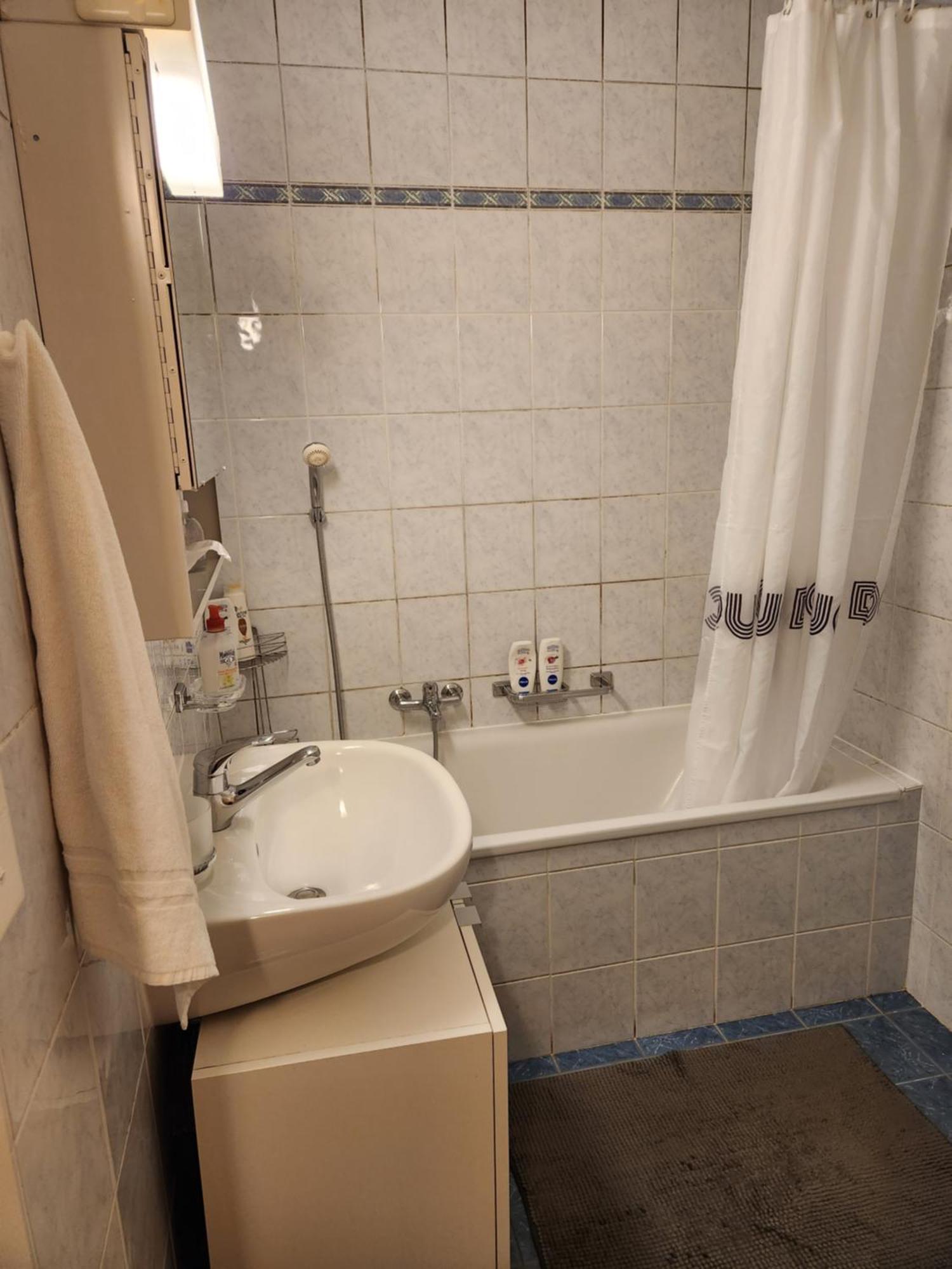 Room In Shared Apartment Cenevre Dış mekan fotoğraf
